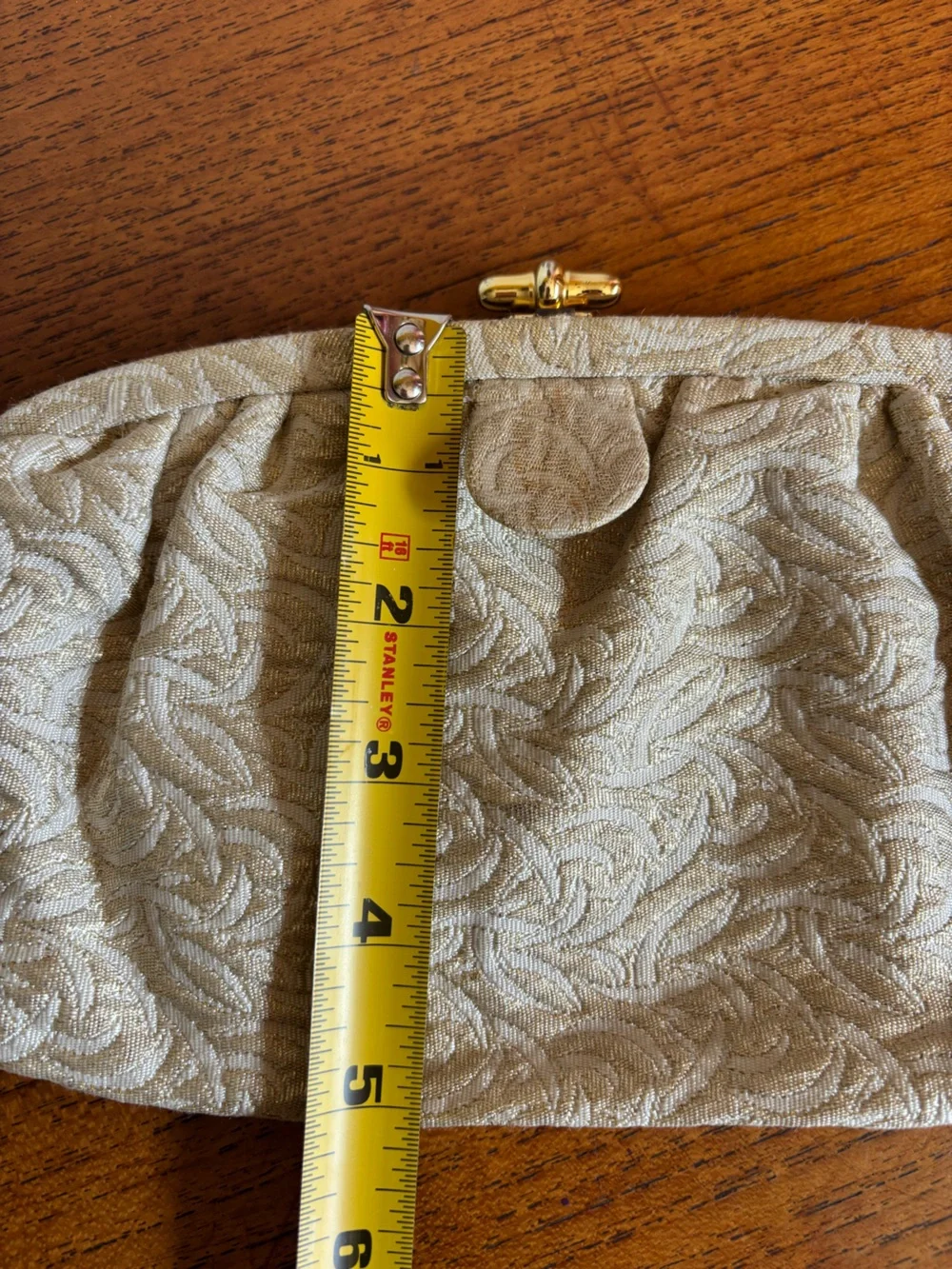 Vintage gold brocade clutch with locking clasp